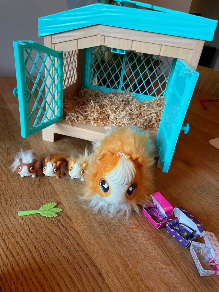 Little Live Pets - Mama Surprise Cavia, Ophalen, Gebruikt, Jongen of Meisje