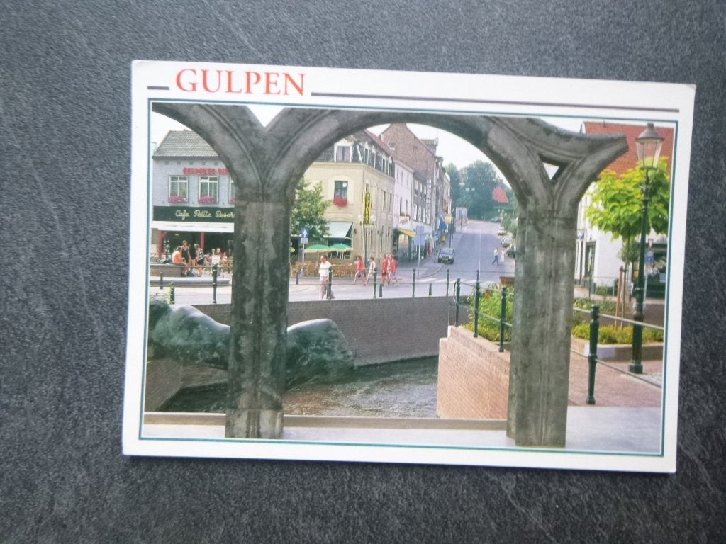 Gulpen, markt met Dorpsstraat/cafe, Verzenden, 1980 tot heden, Gelopen, Limburg