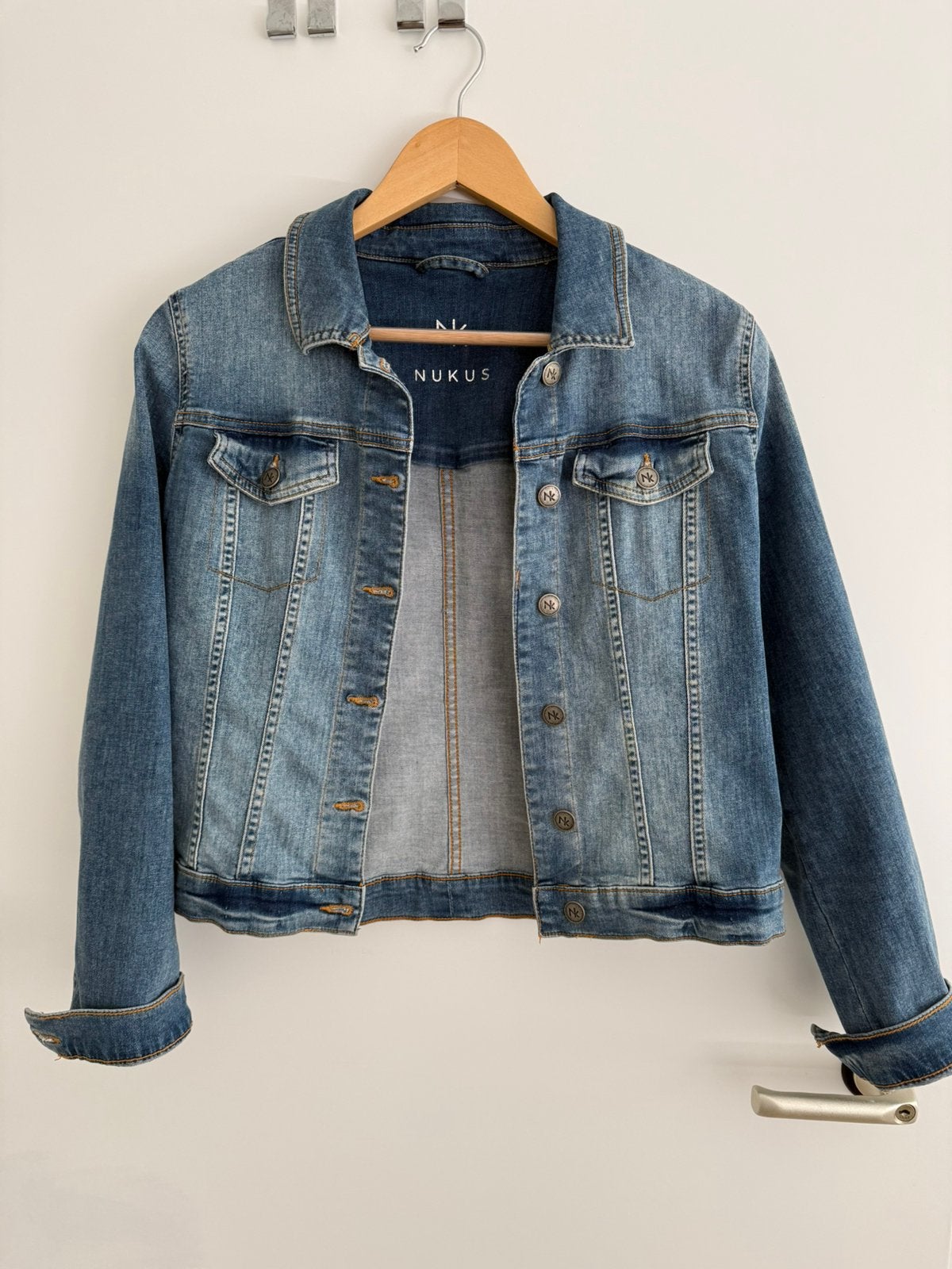 Spijkerjasje Nukus, Kleding | Dames, Ophalen of Verzenden, Zo goed als nieuw, Blauw