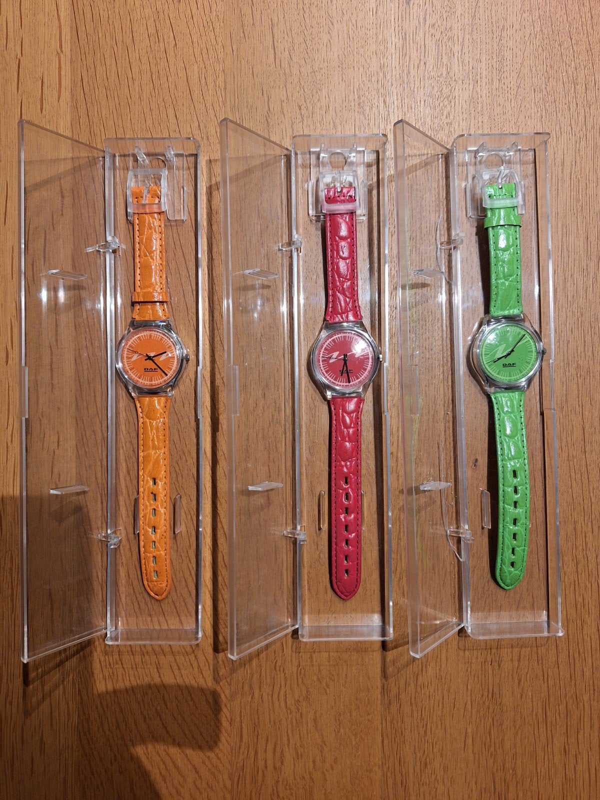 3 DAF Trucks demo kleuren horloges in originele verpakking, Overige merken, Overige materialen, Polshorloge, Kunststof