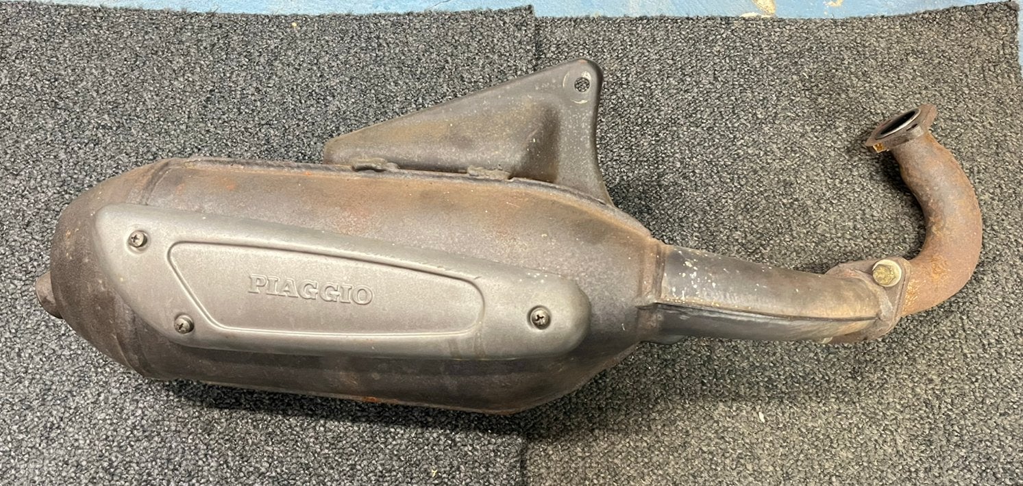 Piaggio uitlaat 125/180cc, Ophalen of Verzenden, Gebruikt