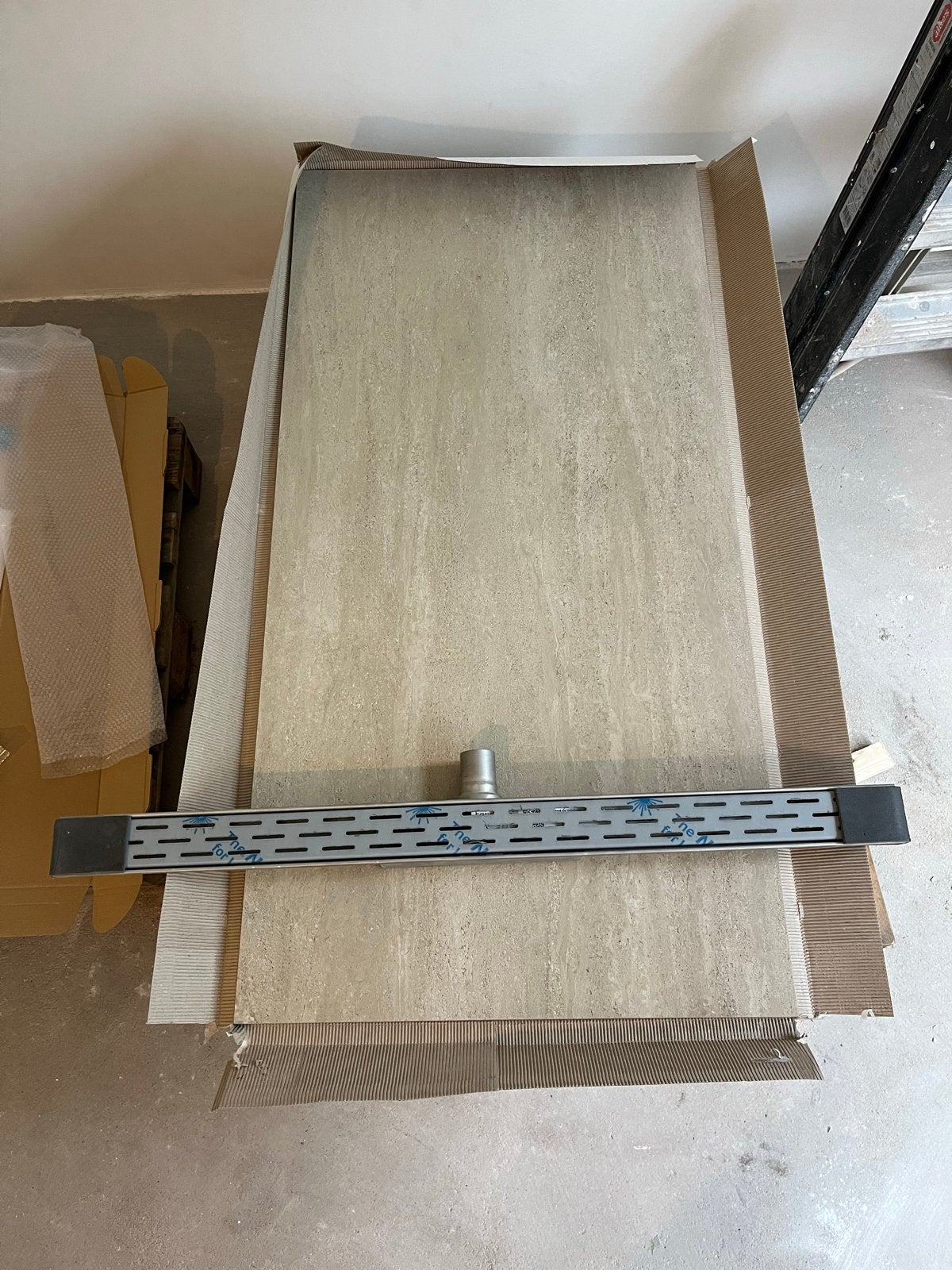 Nieuwe Easy Drain douchegoot - 90 cm breed, Doe-het-zelf en Verbouw, Sanitair, Ophalen, Nieuw, Rvs, Douche