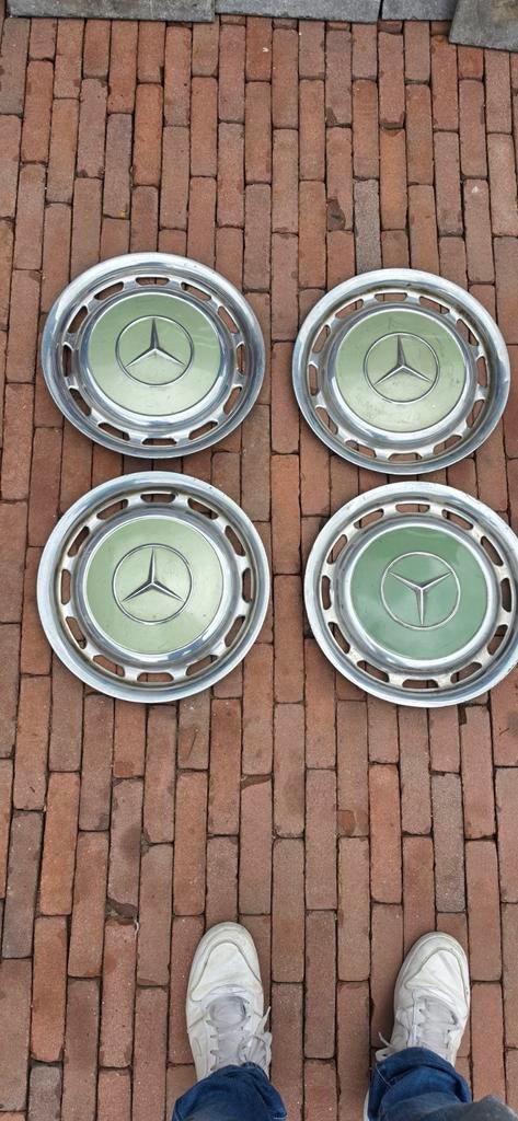 Gebruikte Mercedes wieldoppen - set van 4, Ophalen of Verzenden, Gebruikt