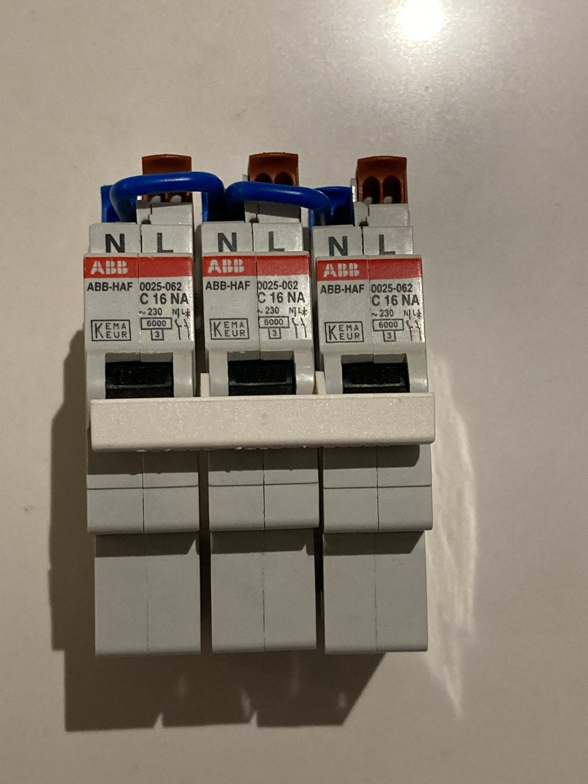 ABB-HAF 0025-062 C 16 NA Installatieautomaten (3 stuks), Ophalen of Verzenden, Zo goed als nieuw, ABB, Installatieautomaat