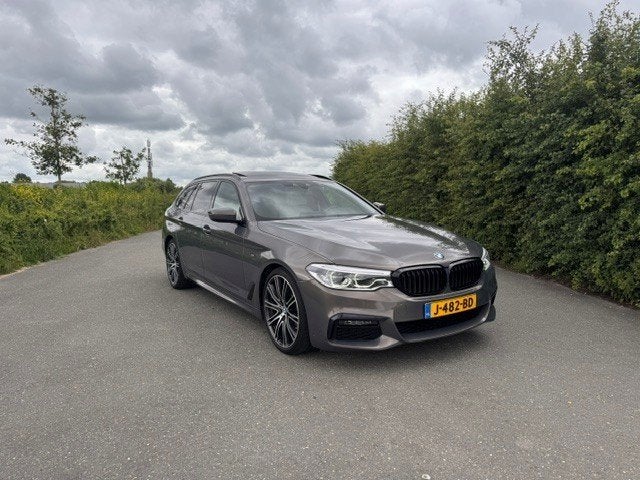 BMW 520i TOURING AUTOMAAT met PANORAMADAK, Auto's, 1998 cc, Achterwielaandrijving, Beige, 4 cilinders