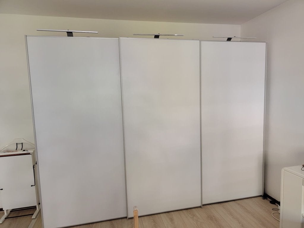 Moderne kledingkast (wit), Ophalen, Gebruikt, 200 cm of meer, Met plank(en)