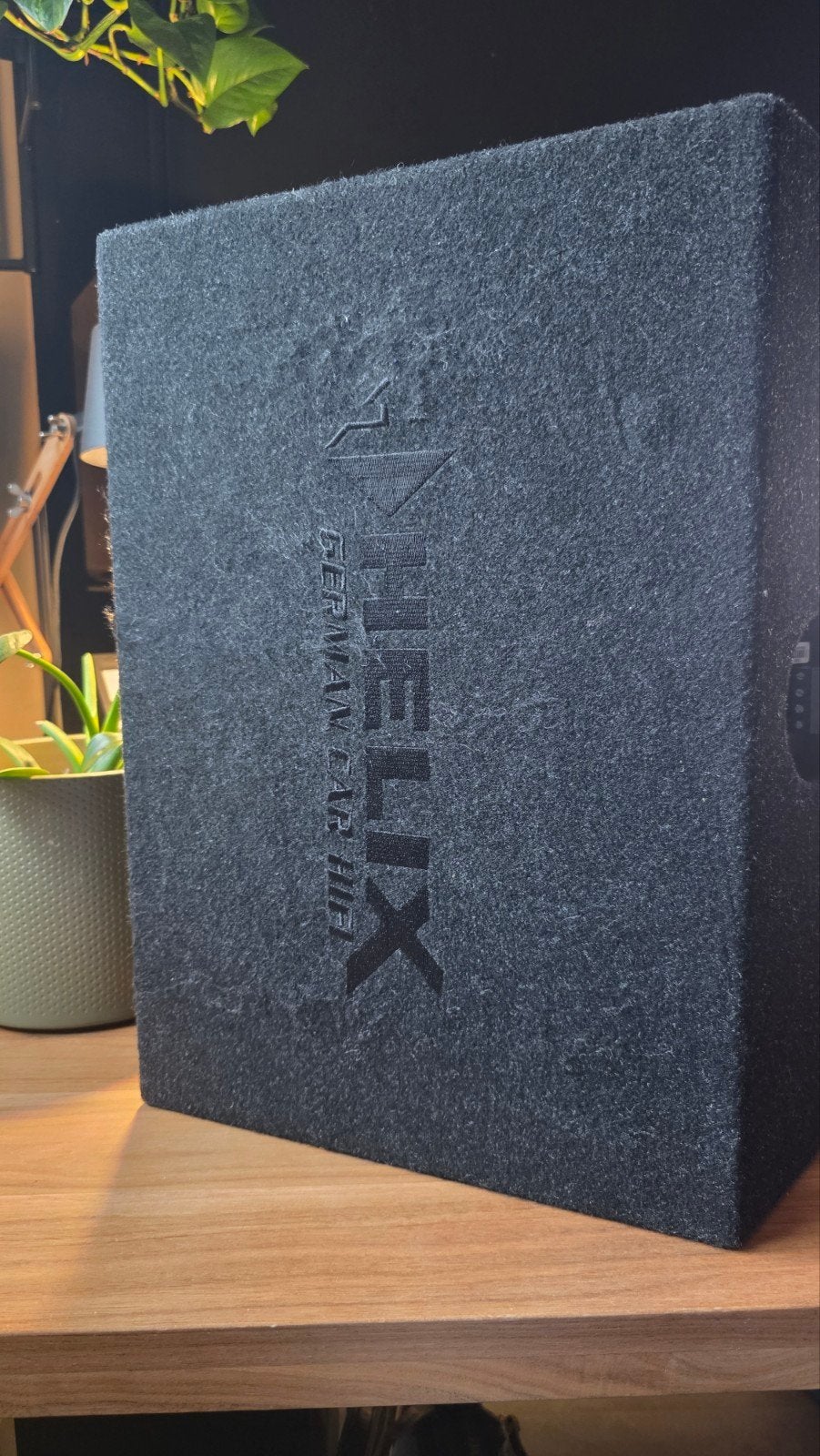 Helix K10E.2 Subwoofer - Krachtige Bass voor in de Auto, Auto diversen, Ophalen of Verzenden, Zo goed als nieuw