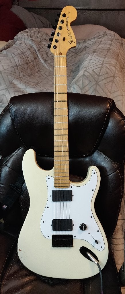 Gezocht Fender Stratocaster Jim Root White, Muziek en Instrumenten, Snaarinstrumenten | Gitaren | Elektrisch, Ophalen of Verzenden