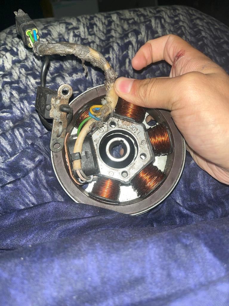 Piaggio Zip 2T Onsteking met Vliegwiel (Zip2000), Ophalen of Verzenden