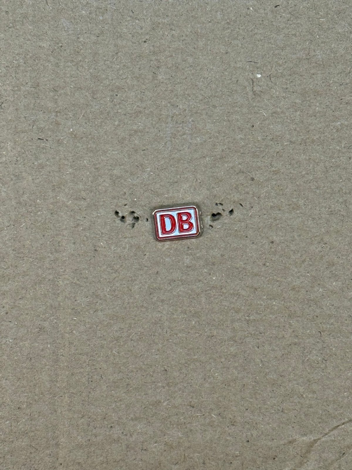 DB logo pin, Ophalen of Verzenden, Zo goed als nieuw, Trein, Overige typen