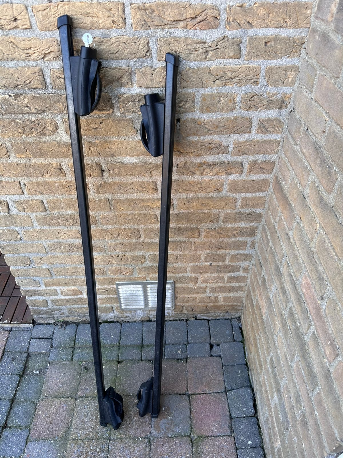 Thule dakdragers voor tiguan vanaf 2018 met sleutel, Ophalen, Zo goed als nieuw