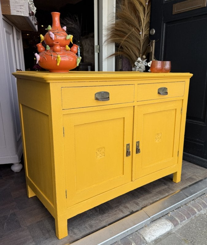 Vintage kastje, antiek dressoir, oud buffet, kast oker VdlM, Ophalen, 100 tot 150 cm, 1 of 2 laden, Eikenhout