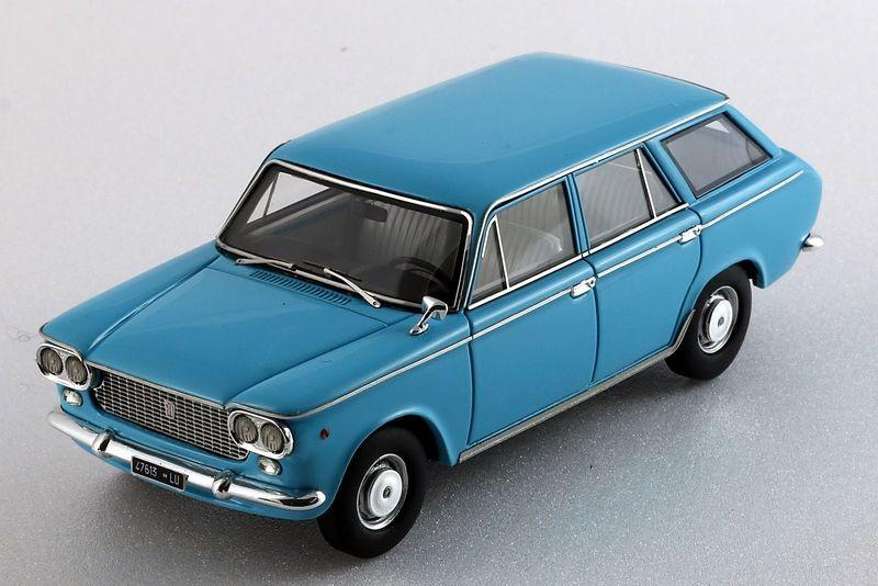 Fiat 1300 Familiare 1961 Celeste (1:43, Milena Rose), Hobby en Vrije tijd, Modelauto's | 1:43, Overige merken, Auto, Milena Rose