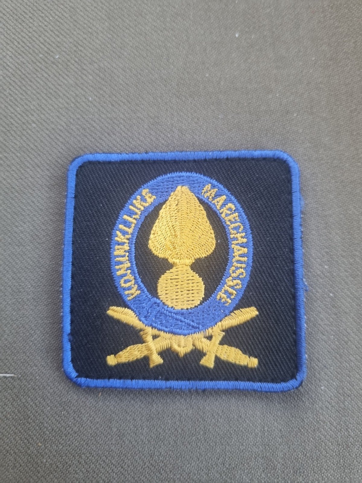 Borstpatch Koninklijke Marechaussee nr 2 officier, Ophalen of Verzenden, Marechaussee, Nederland, Embleem of Badge