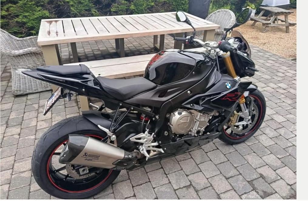 BMW S 1000R, Particulier