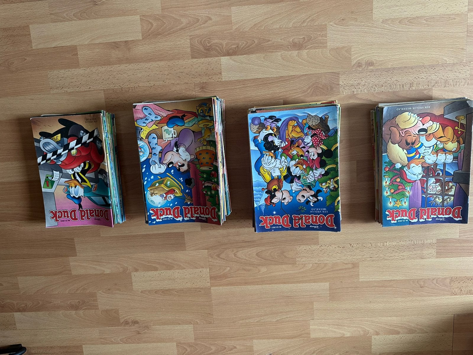 142 weekbladen van Donald Duck - 2020-2023, Meerdere stripboeken, Ophalen of Verzenden, Gelezen