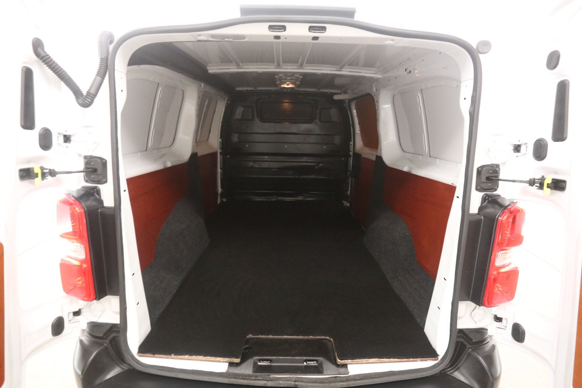 Opel Vivaro-e Peugeot e-Expert 75 kWh L3H1 | Snelladen | SOH, Gebruikt, Wit, Origineel Nederlands, Opel