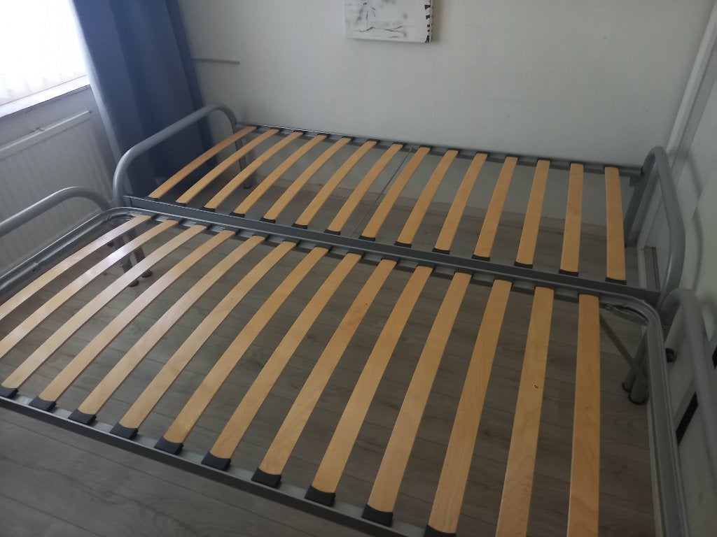 Logeerbed met onderschuifbed., Huis en Inrichting, Ophalen, 90 cm, Tweepersoons, Zo goed als nieuw