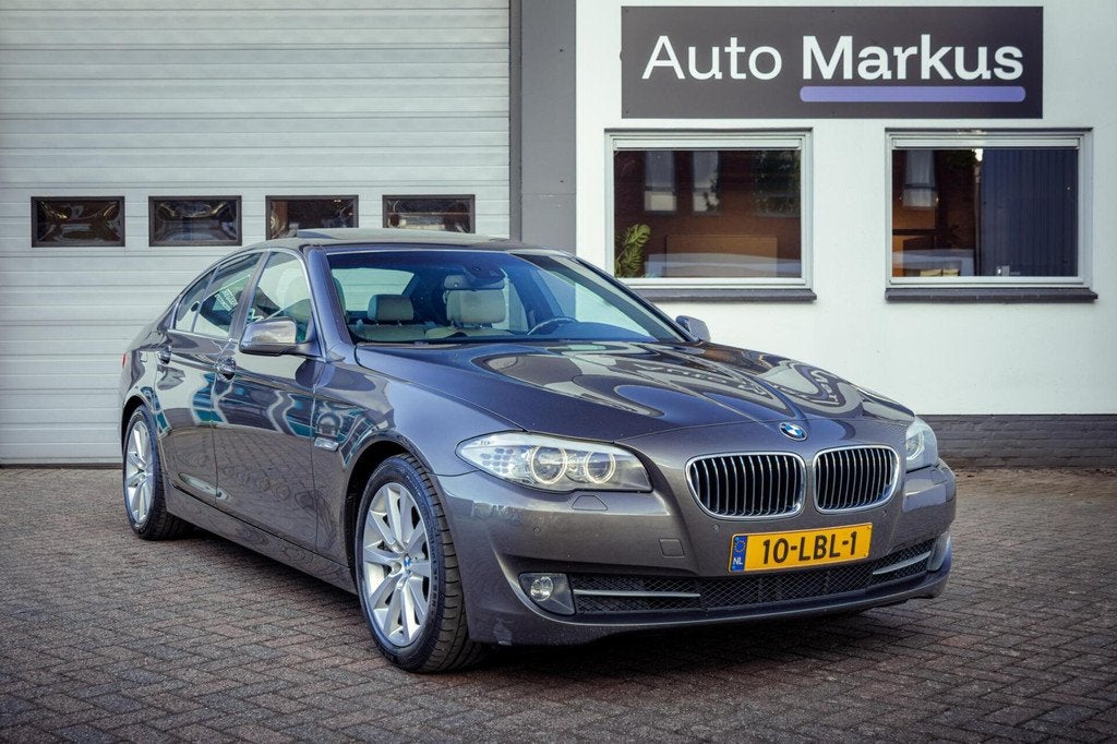 BMW 5-serie 528i High Executive|Pano|6-Cilinder|Leder|Flippe, Auto's, BMW, Bedrijf, Te koop, 5-Serie, ABS, Airbags, Airconditioning