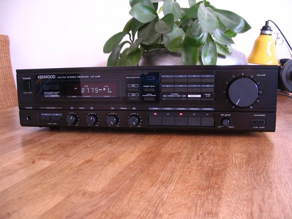 80's Kenwood KR-A46 stereo bookshelfversterker vintage, Overige merken, Gebruikt, Ophalen of Verzenden, Minder dan 60 watt