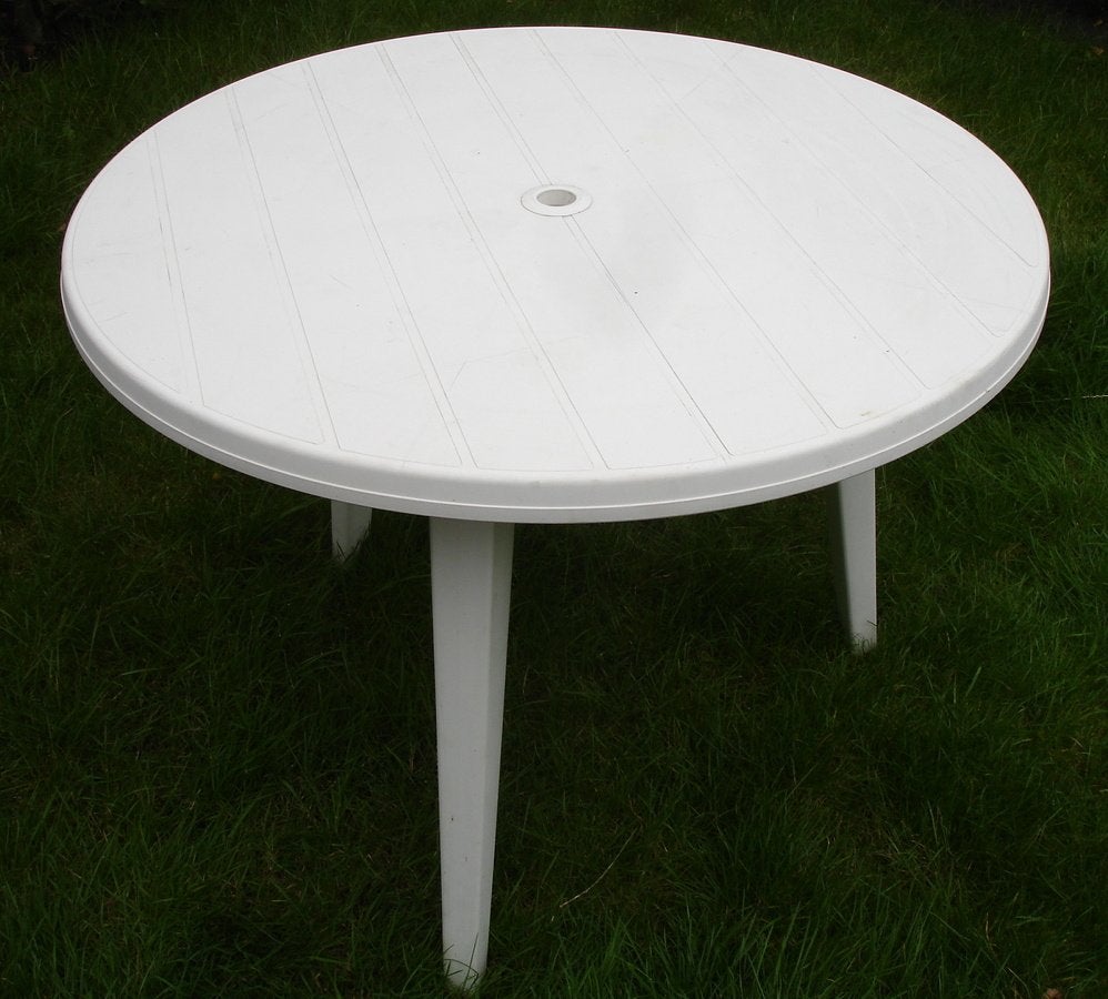 Tuintafel, wit, kunststof, Tuin en Terras, Tuintafels, Ophalen, Gebruikt, Rond, Kunststof