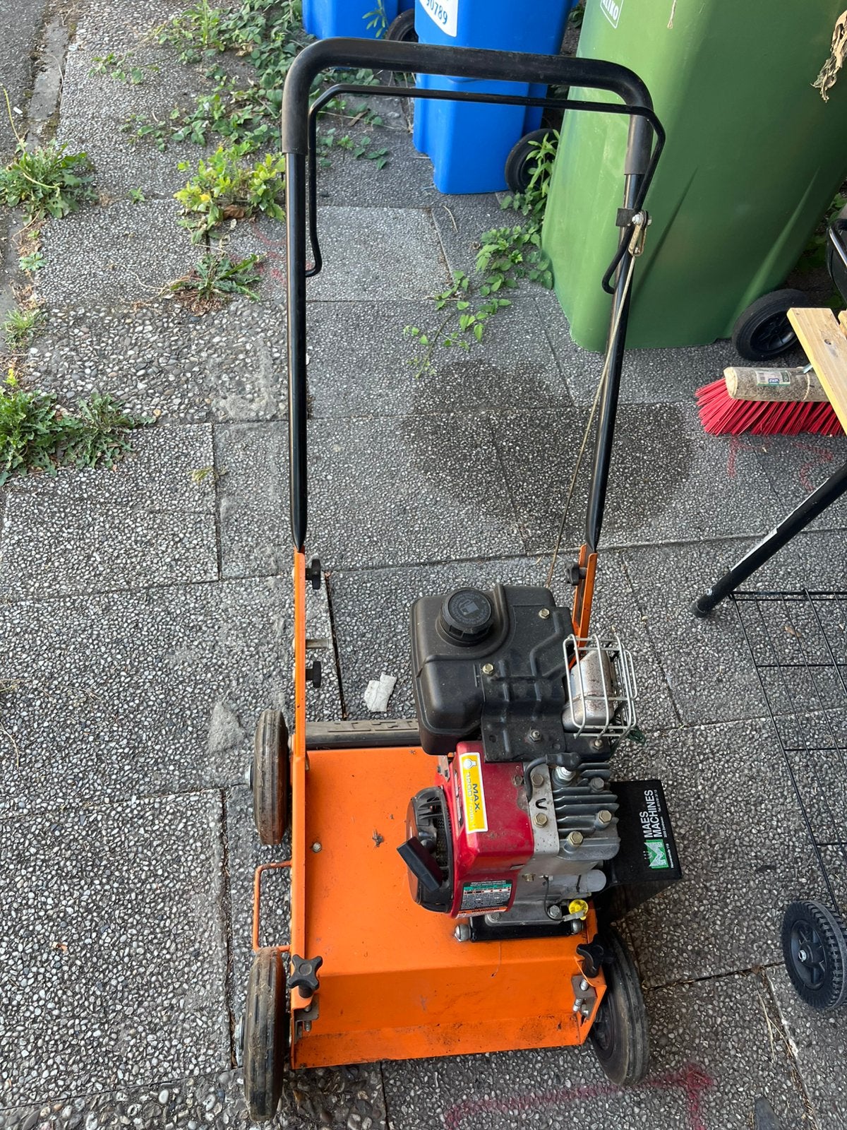 Verticuteer machine op benzine, Tuin en Terras, Verticuteermachines, Ophalen, Zo goed als nieuw, Benzine