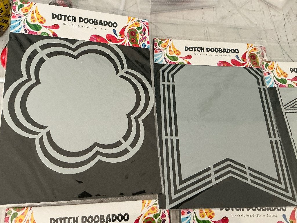 Dutch Doobadoo Stencils, Hobby en Vrije tijd, Kaarten | Zelf maken, Verzenden, Zo goed als nieuw, Overige thema's, Pons of Mal