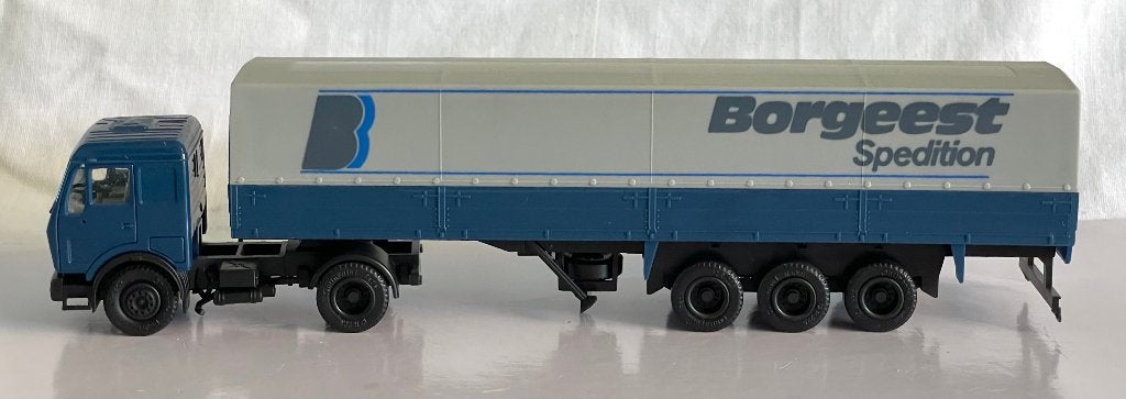 Herpa: Mercedes NG met huifoplegger "Borgeest Spedition", Hobby en Vrije tijd, Ophalen of Verzenden, Zo goed als nieuw, Bus of Vrachtwagen