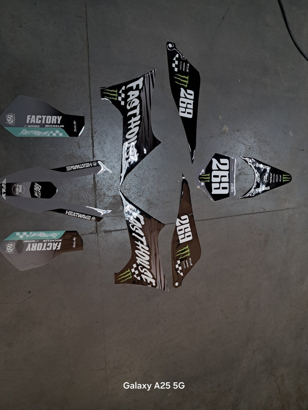 STARK VARK GRAPHICS, Motoren, Ophalen of Verzenden, Nieuw