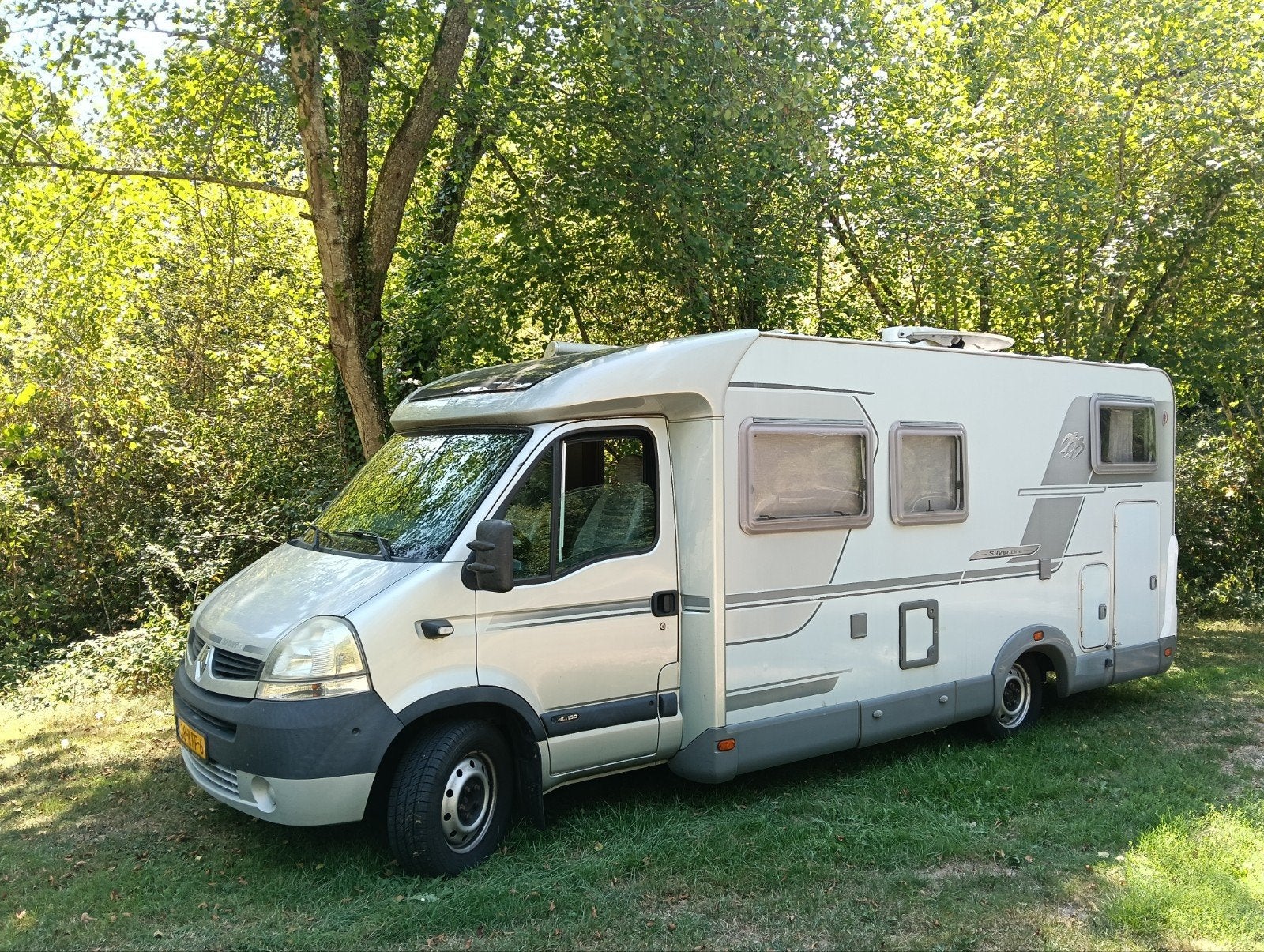 Knaus Silverline TL sport 2.5 D, Auto's, Overige Auto's, Voorwielaandrijving, 145 pk, Stof, Grijs