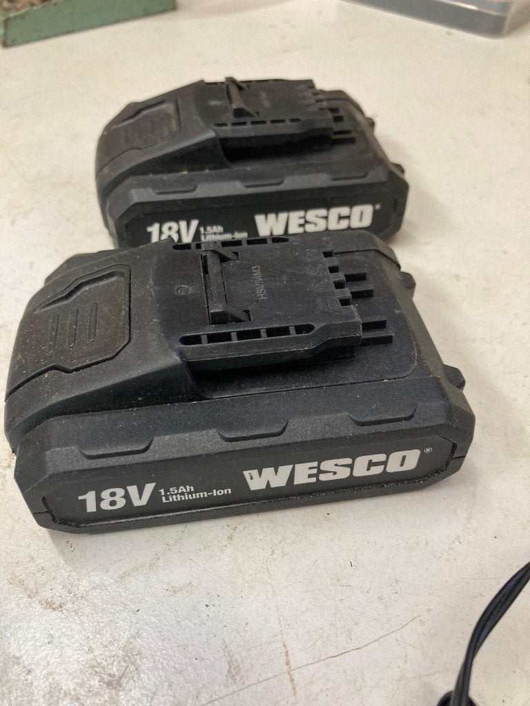 Wesco 18V 1,5 AH Lithium-ion accu, Doe-het-zelf en Verbouw, Gereedschap | Boormachines, Ophalen of Verzenden, Zo goed als nieuw