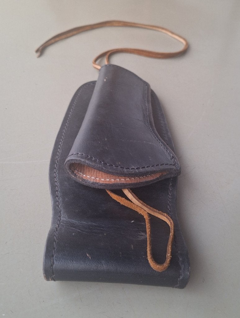 vintage zwart tuig-leren revolver pistool holster western, Ophalen of Verzenden, Landmacht, Nederland, Overige typen
