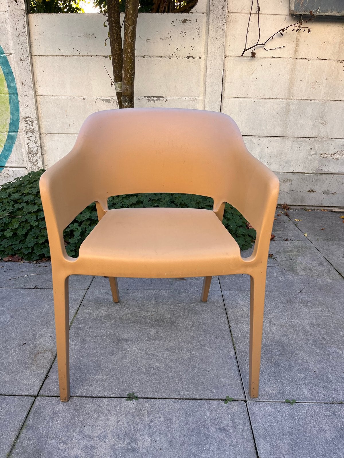 Set van 4 oker kunststof stoelen - stapelbaar, Ophalen, Gebruikt, Kunststof, Stapelbaar