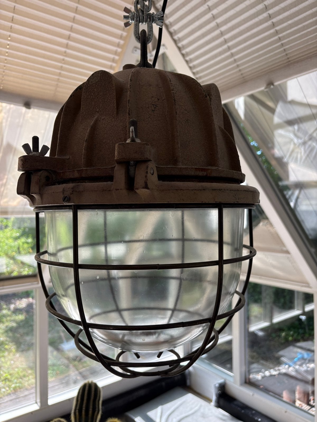 Industriële Hanglamp - oud gietijzer, Huis en Inrichting, Lampen | Hanglampen, Ophalen, Gebruikt, Metaal, E27 (groot)