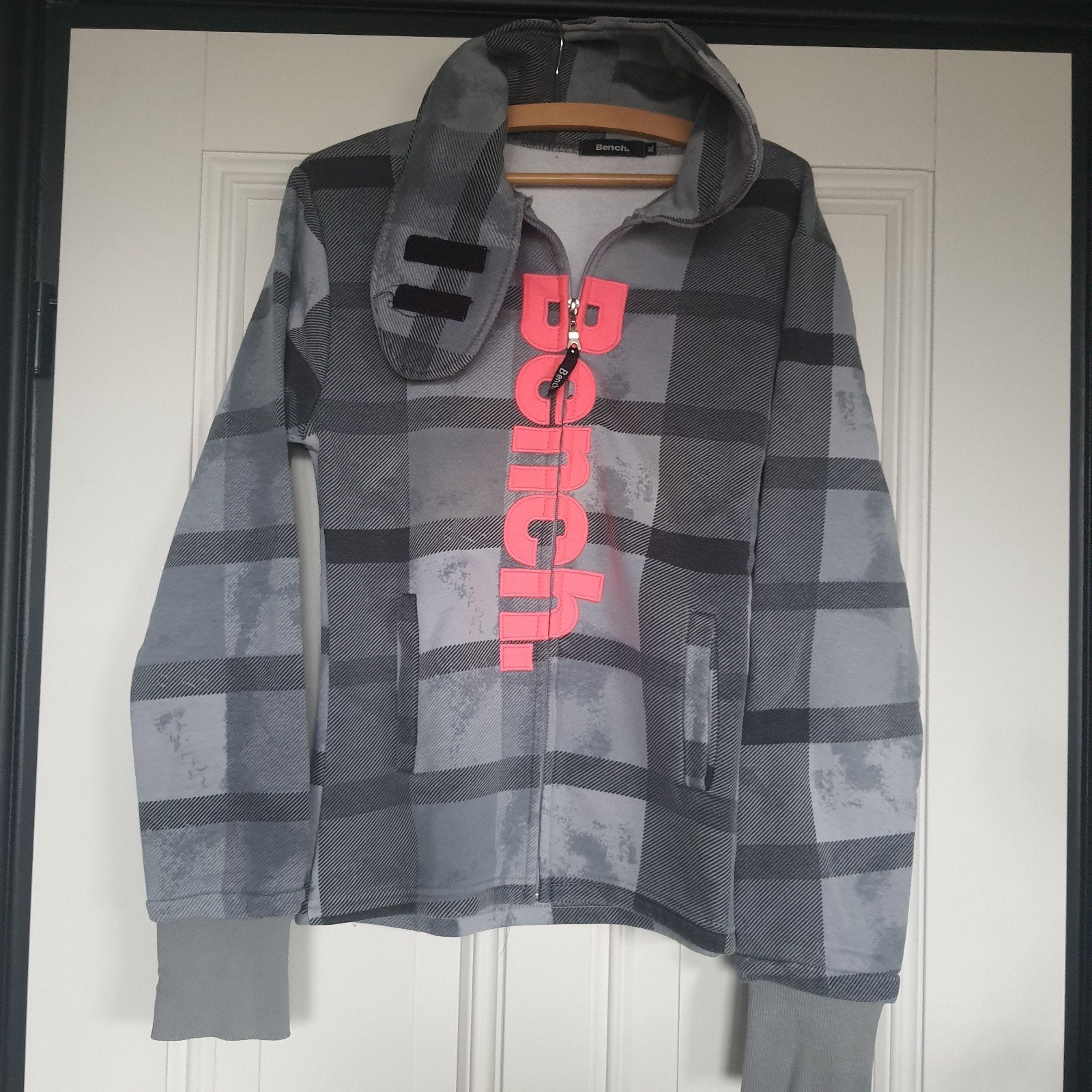 mooi warm vest van bench maat L, Ophalen, Maat 42/44 (L), Bench, Zo goed als nieuw