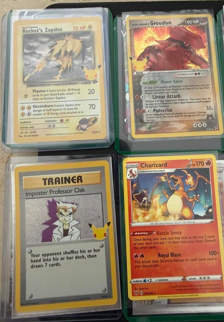 Pokemon kaarten te koop.espeon reshiram & charizard en meer, Ophalen of Verzenden, Zo goed als nieuw, Meerdere kaarten