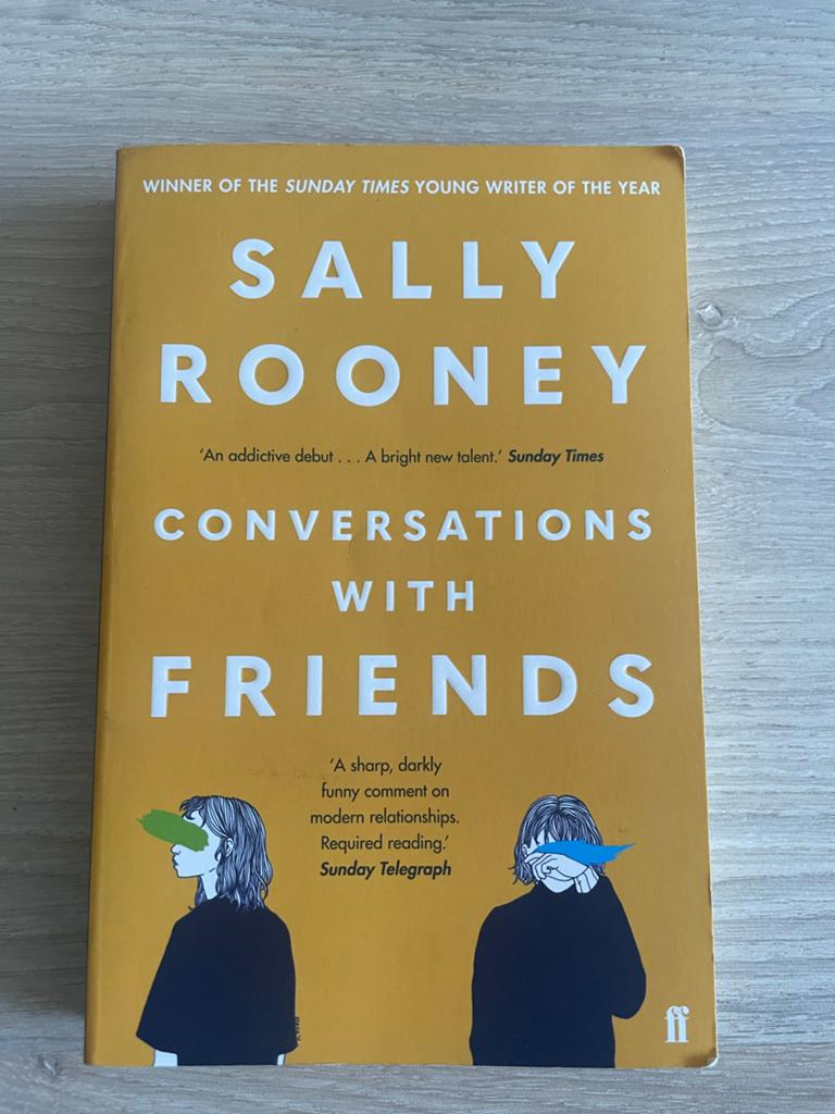 Conversations with Friends - Sally Rooney, Ophalen of Verzenden, Zo goed als nieuw, Europa overig