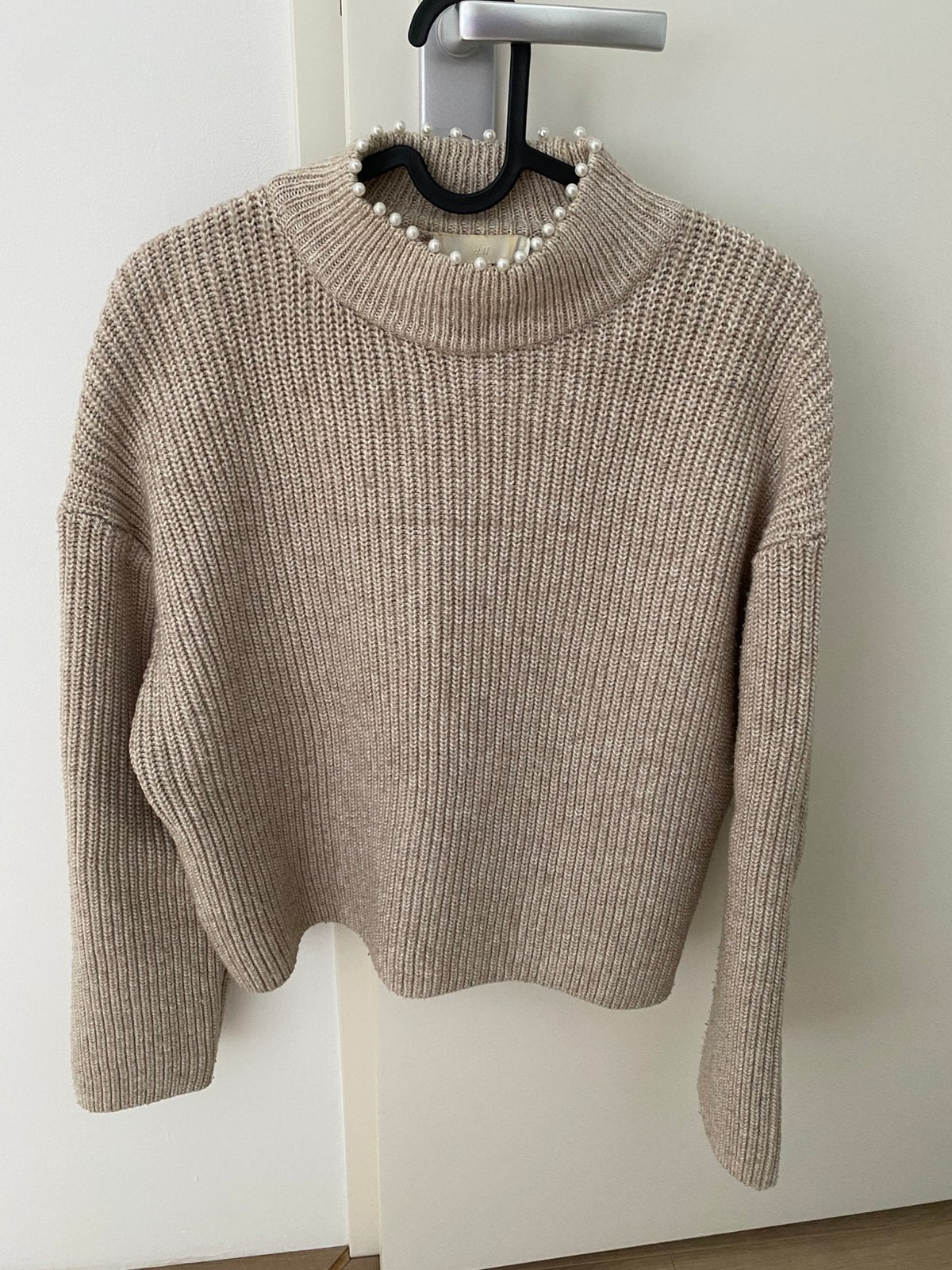 Mooie trui met parels van H&M, Ophalen of Verzenden, Gedragen, Maat 34 (XS) of kleiner, Beige