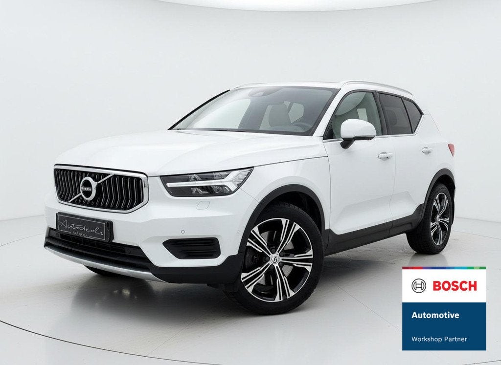 Volvo XC40 1.5 T4 Recharge Inscription LEER - STOELVERWARMIN, Stof, Euro 6, Wit, Plug-in hybride