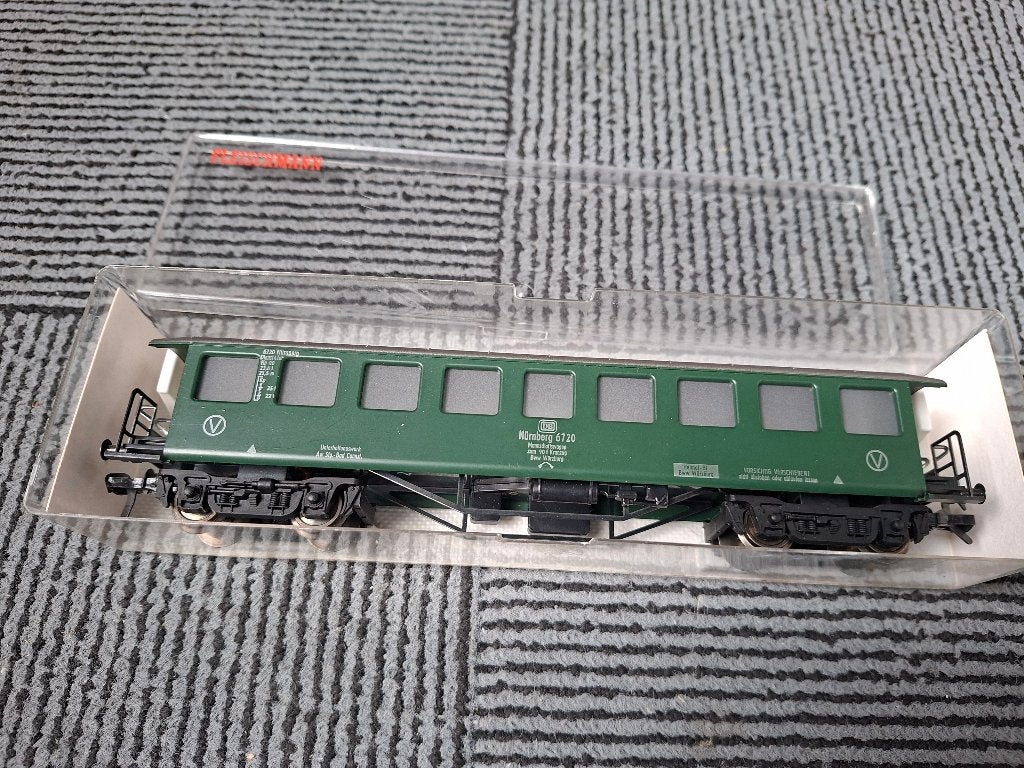 fleischmann rijtuig bij kraan 5137, Gelijkstroom, Fleischmann, Wagon, Ophalen of Verzenden