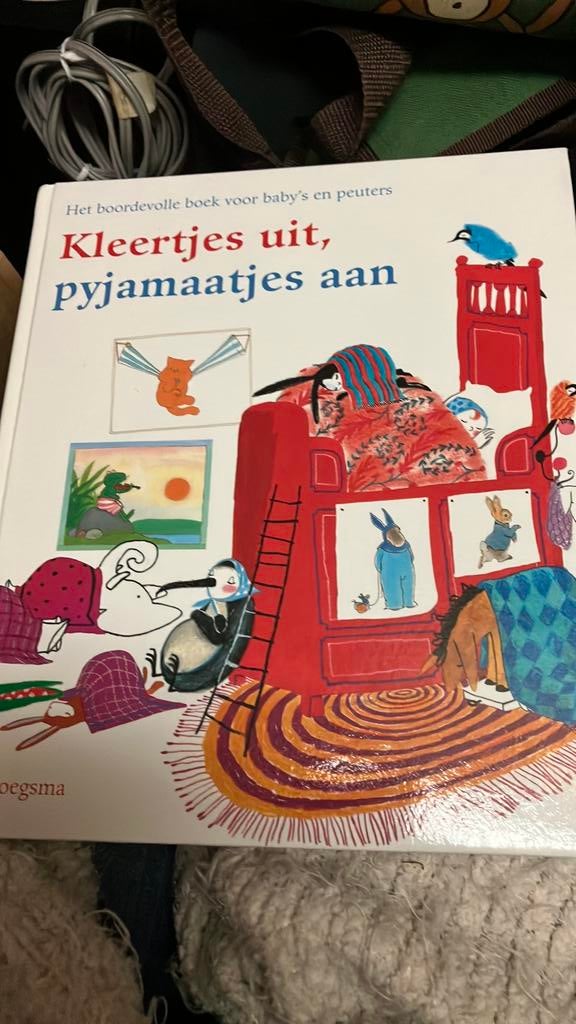Kleertjes uit pyjamaatjes aan , met oa Dikkie Dik en Kikker, Boeken, Ophalen of Verzenden, Zo goed als nieuw
