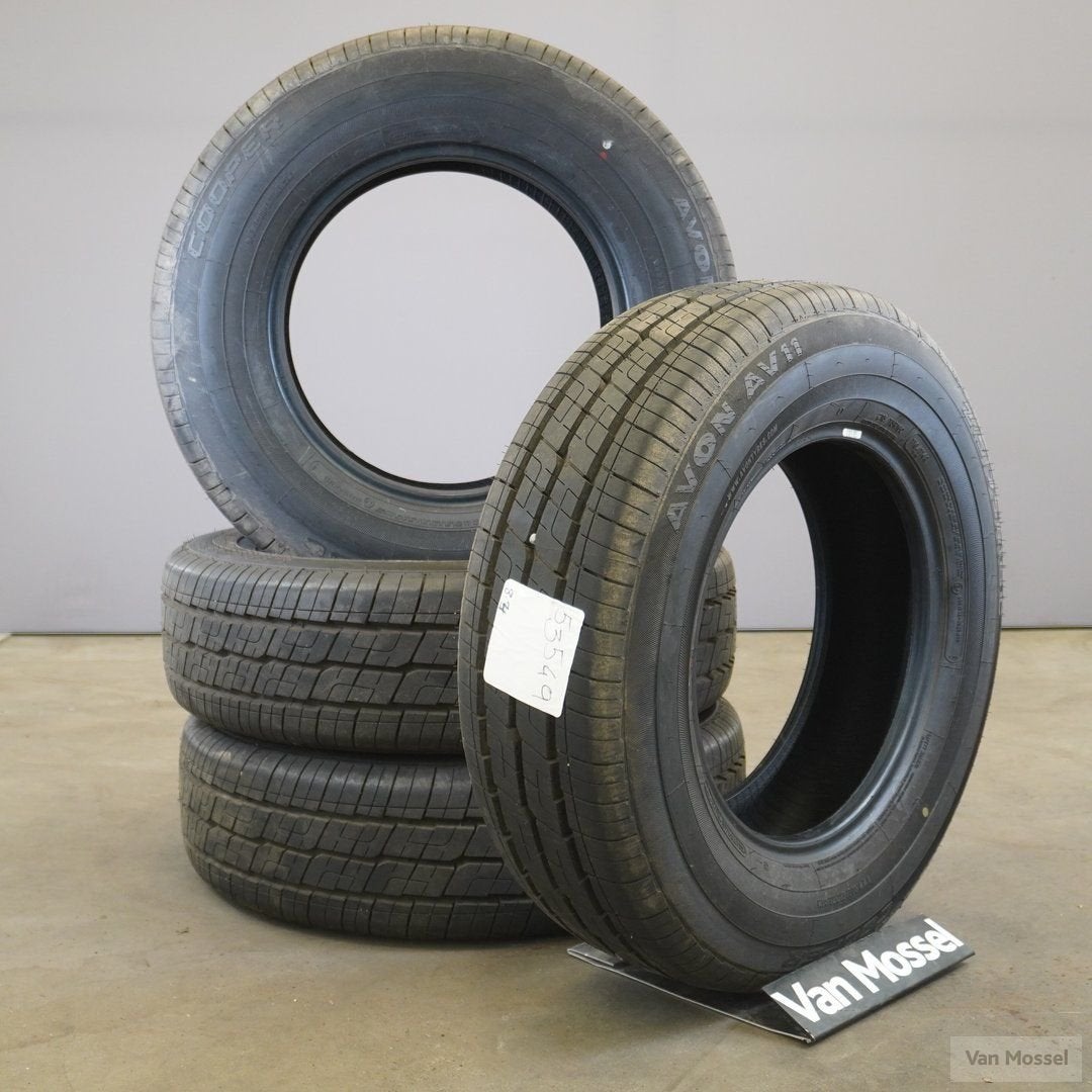 Avon AV 11 Cooper zomerbanden 215/75/R16, -, Ophalen of Verzenden, Band(en), -