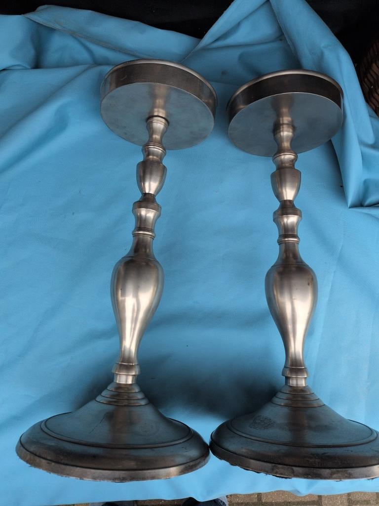 Set van 2 aluminium kandelaars - 47 cm hoog, Ophalen
