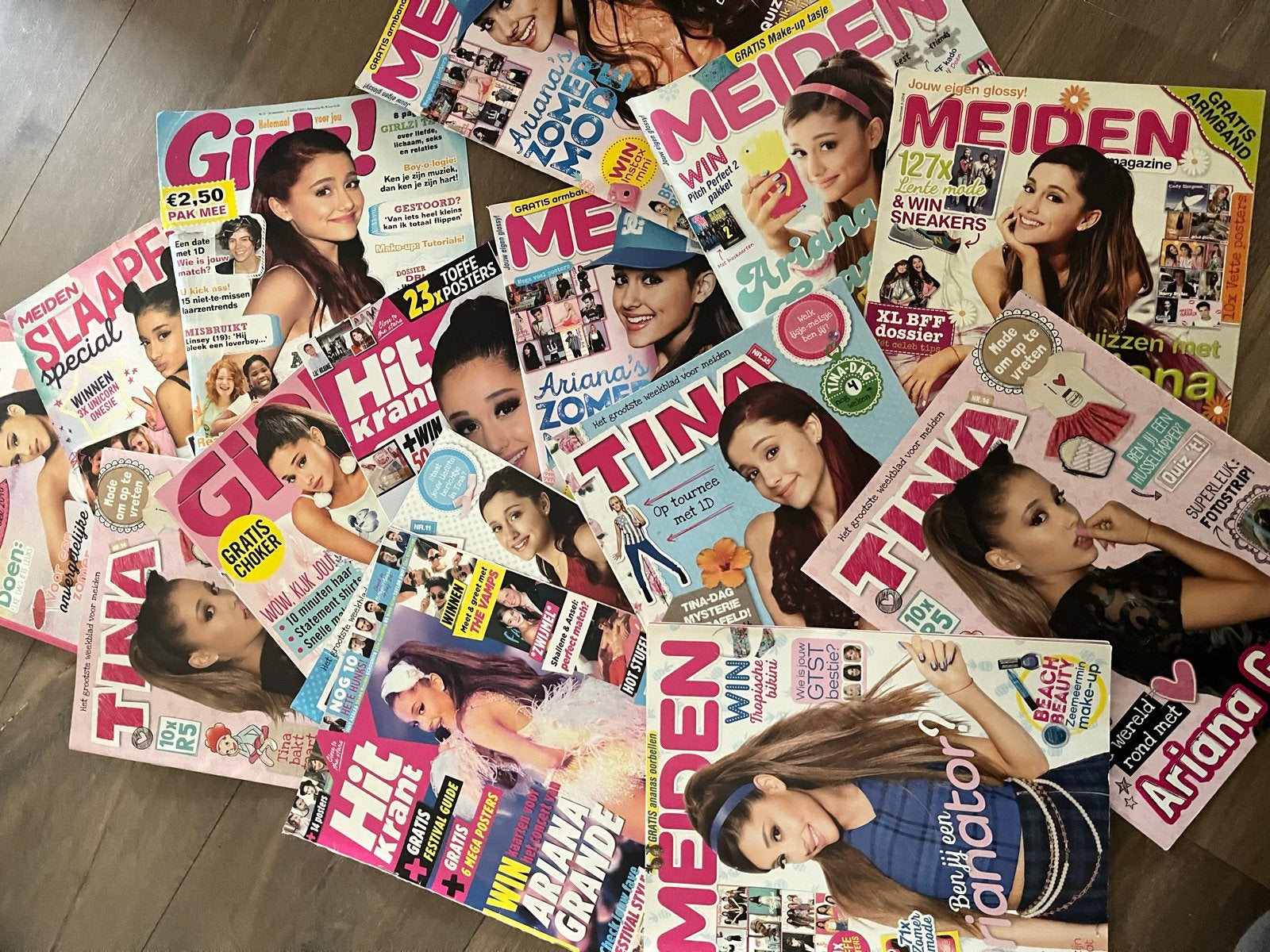 Grote collectie Ariana Grande tijdschriften (in een koop!), Ophalen of Verzenden, Gelezen, Damesbladen