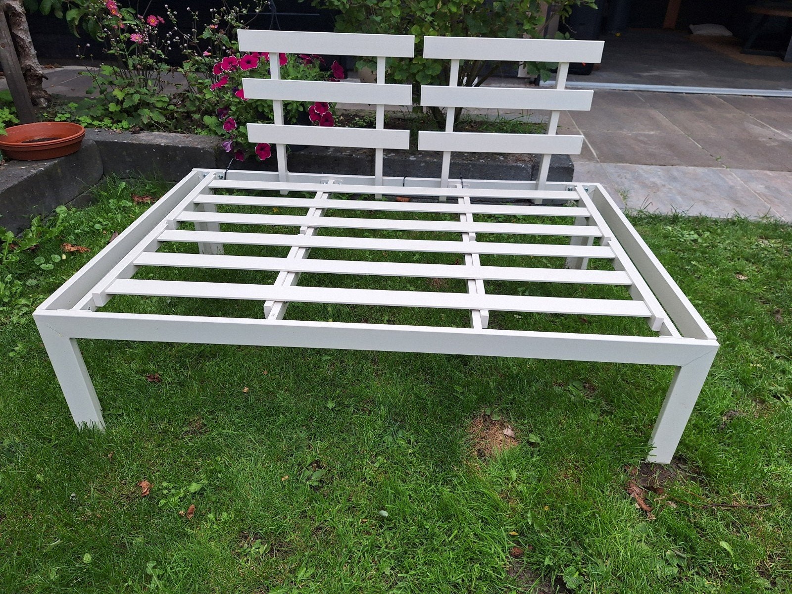 Palletbank metaal, Ophalen, Gebruikt, Aluminium, 2 zitplaatsen