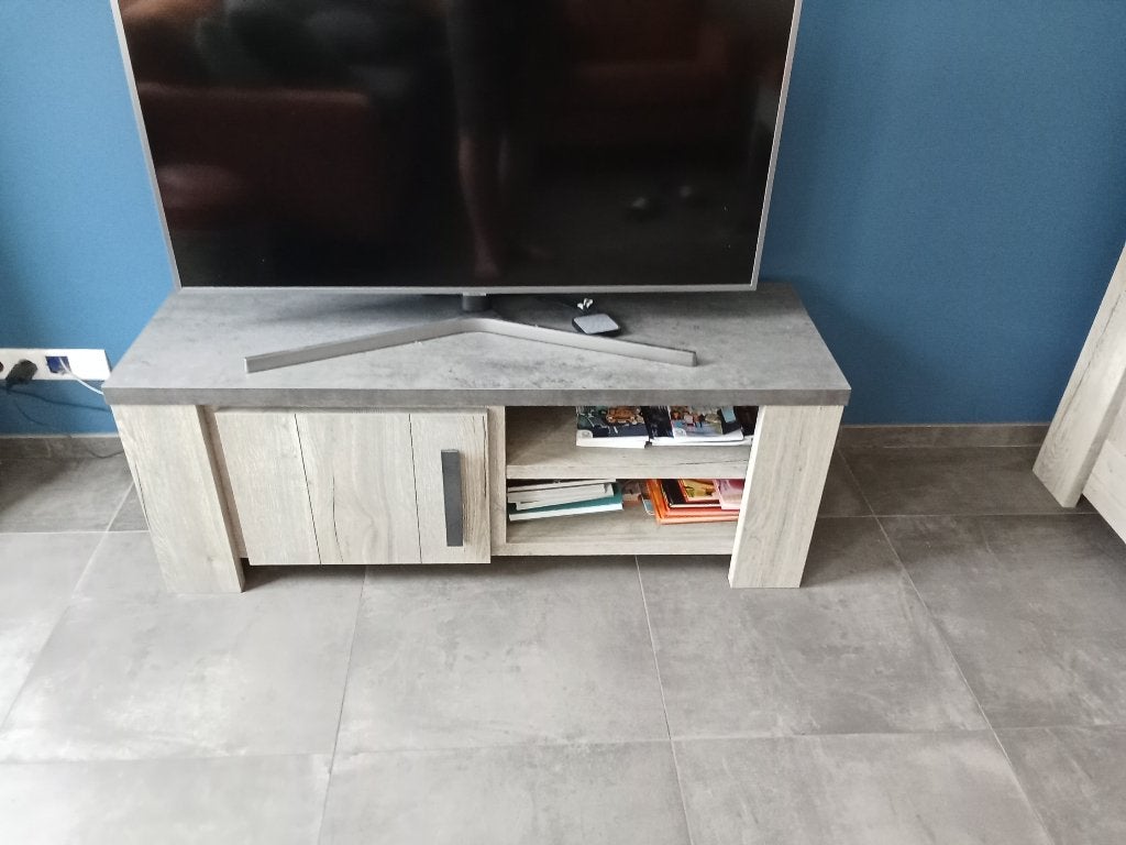 Tv meubel grijs/antraciet, Ophalen, Kunststof, 100 tot 150 cm, Zo goed als nieuw