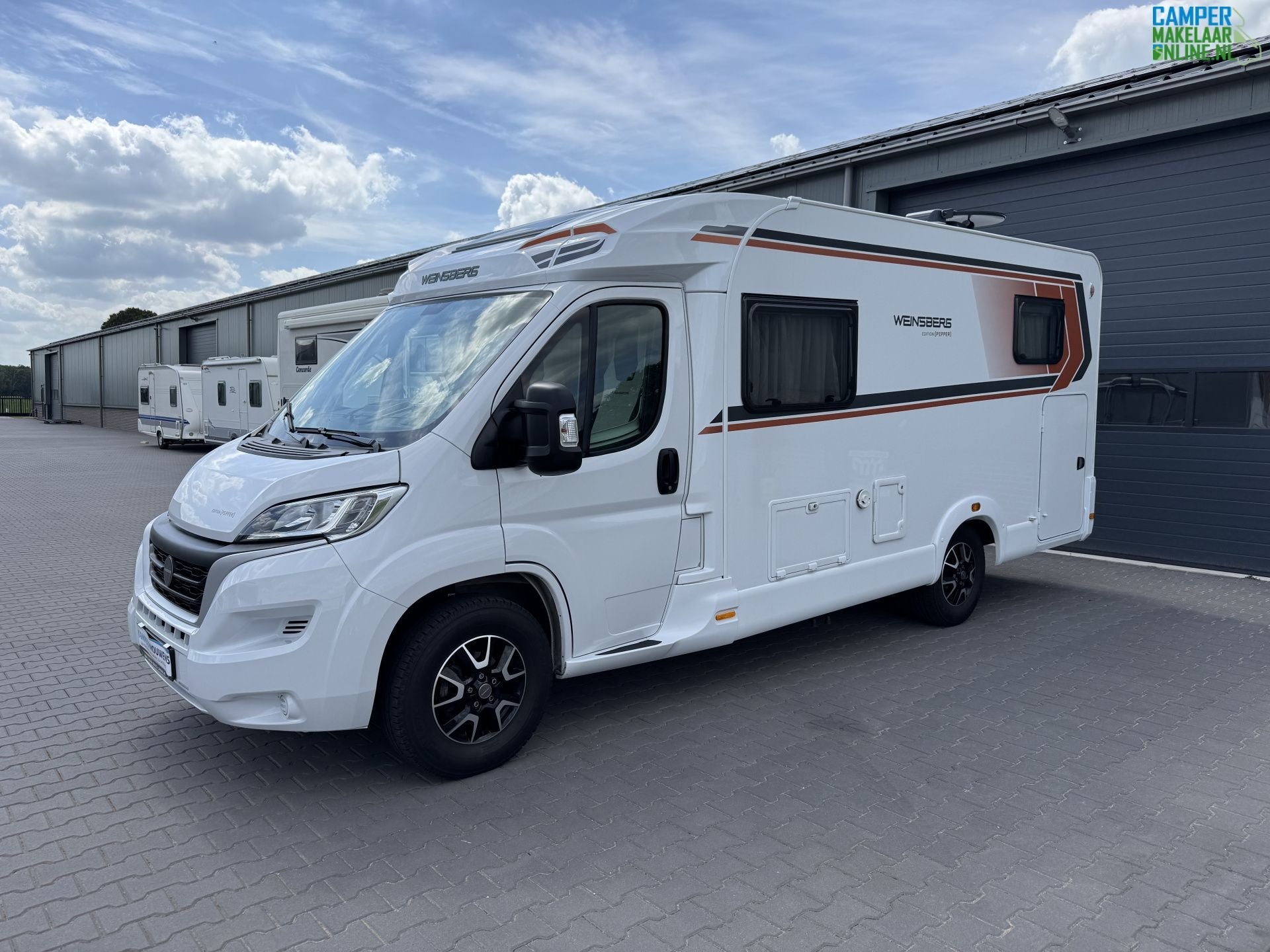 Weinsberg CaraCompact 600 MEG | Enkele bedden | Nieuwstaat!, Tot en met 2, 6 tot 7 meter, Bedrijf, 6 tot 7 meter