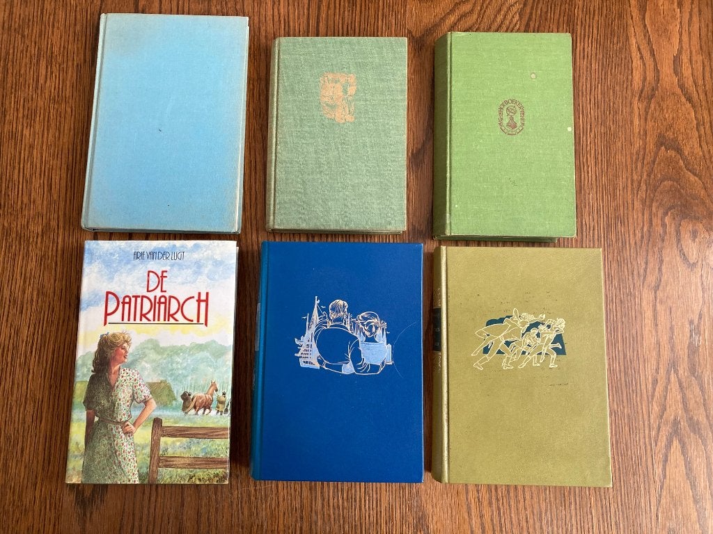 6 boeken van Arie van der Lugt, Ophalen of Verzenden, Gelezen, Arie van der Lugt