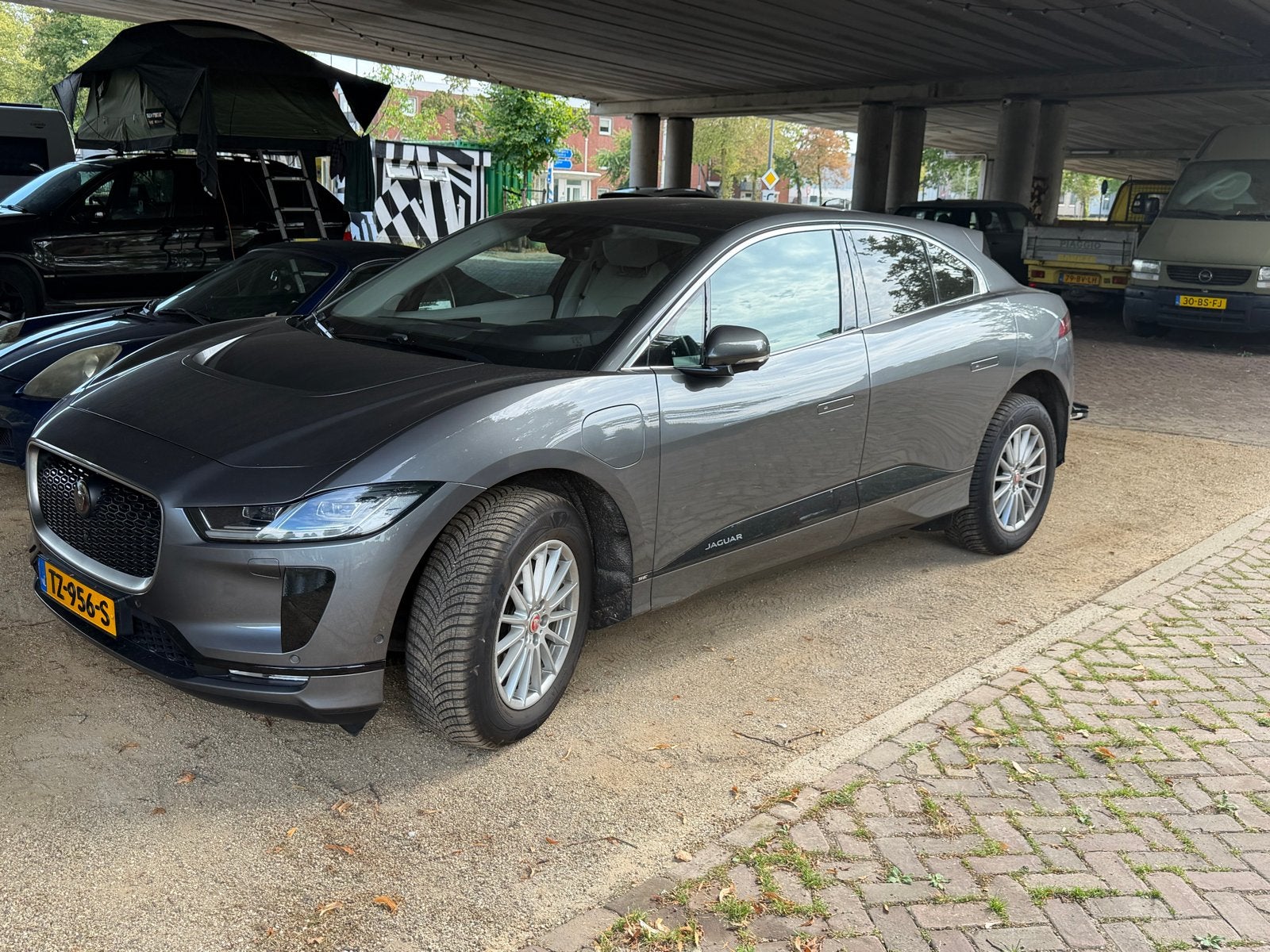 Jaguar I-PACE  400pk AWD Aut 2018 Grijs, Auto's, 750 kg, Navigatiesysteem, I-PACE, Origineel Nederlands