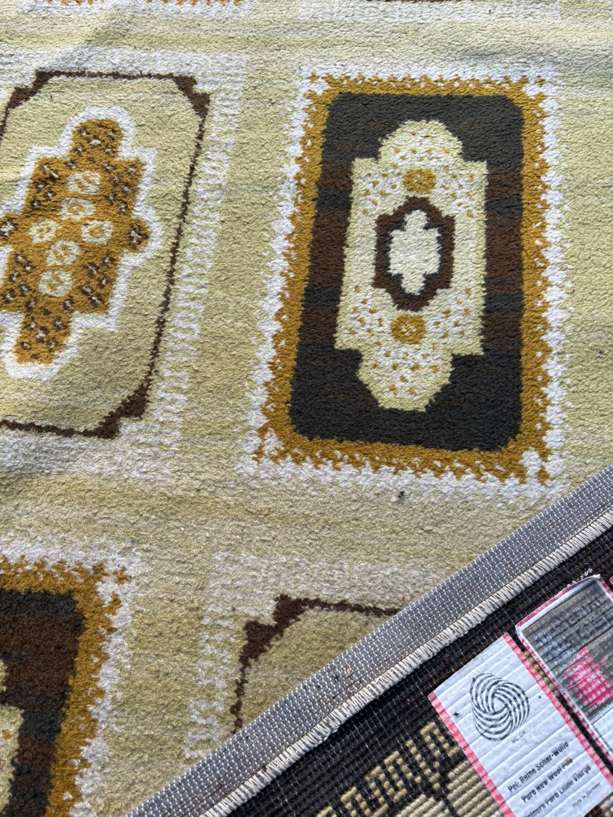Grote vloerkleed 350x 250 cm nu voor maar 150 euro  kleur gr, Huis en Inrichting, 200 cm of meer, Ophalen of Verzenden, Zo goed als nieuw